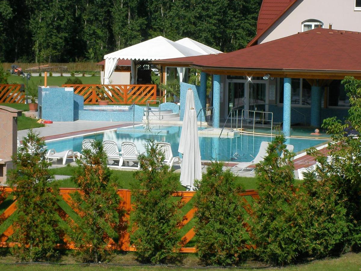 Thermal Park Hotel Egerszalok ภายนอก รูปภาพ